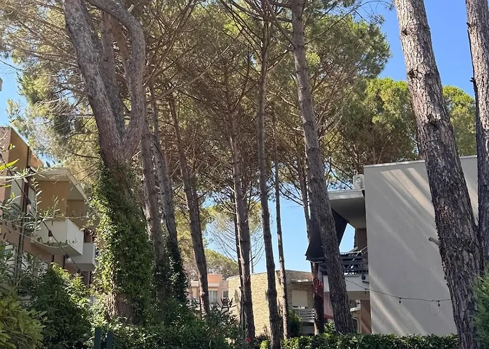 Sea Side Lura 3 Apartment