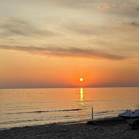 Sea Side Lura 3 *